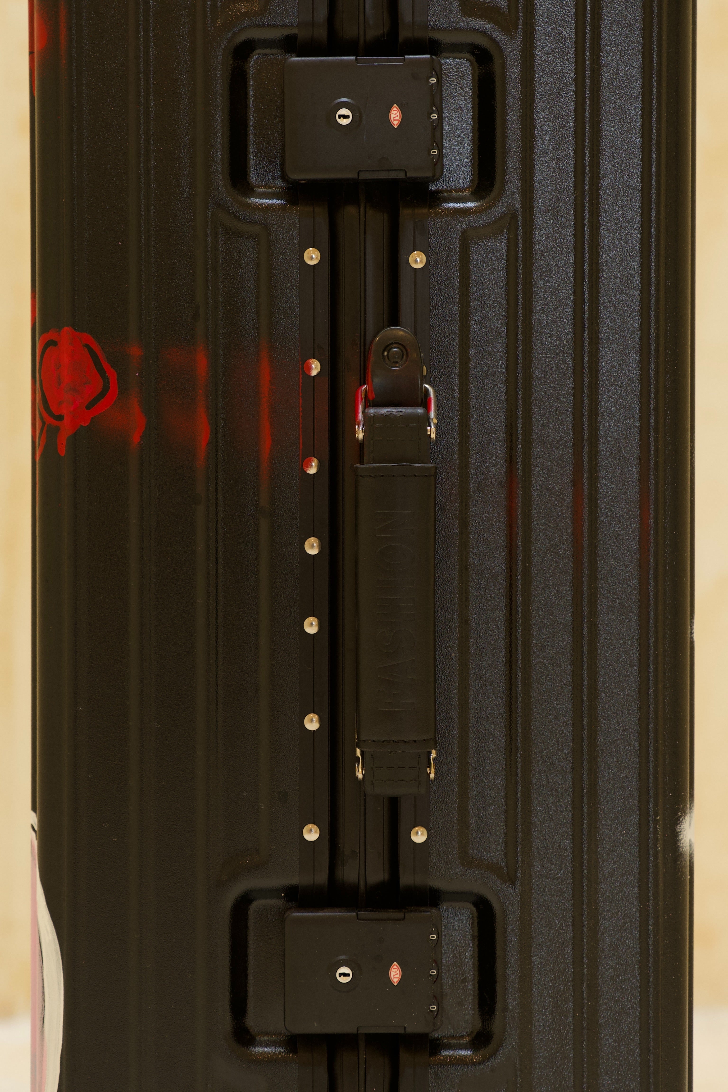 Custom Suitcase Medium ( Black )